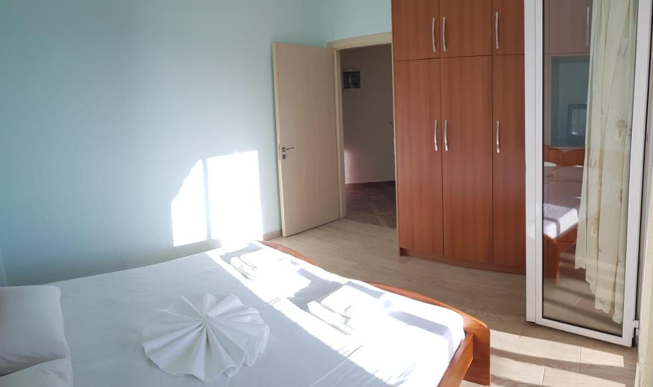 Stunning Sea View Apartments Sarande Exterior photo