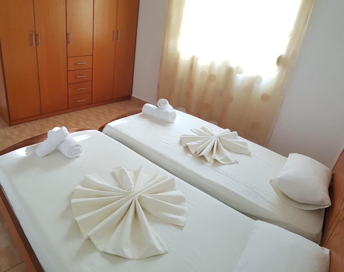 Stunning Sea View Apartments Sarande Exterior photo