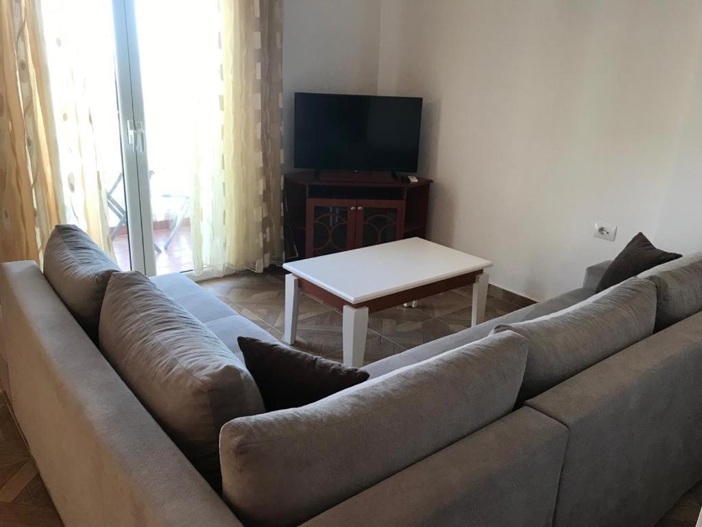 Stunning Sea View Apartments Sarande Room photo